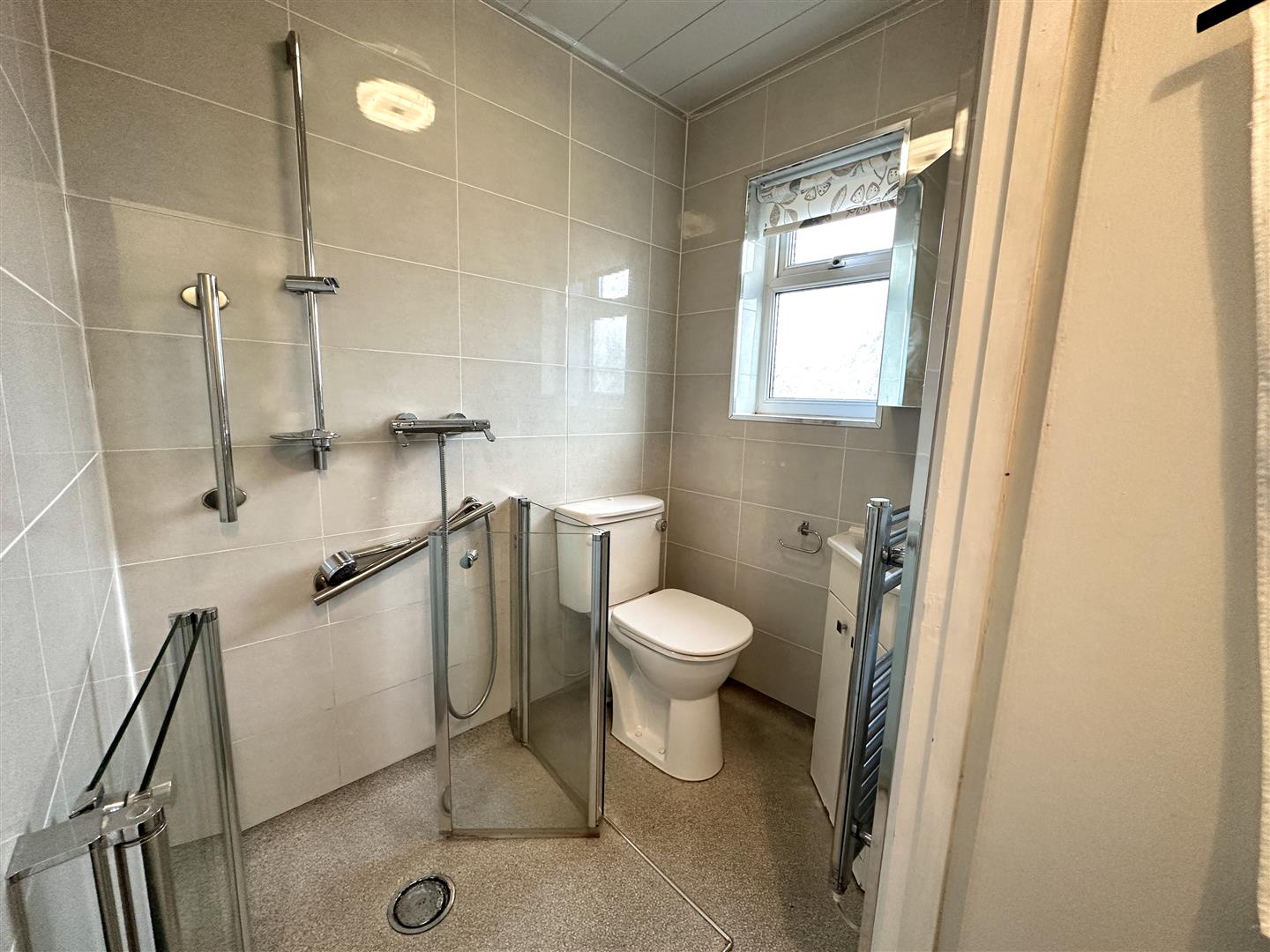 Jenner Road, Barry Knights Estate Agents